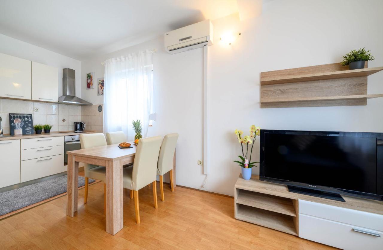 ז'אבוריץ' Apartment Malibu מראה חיצוני תמונה
