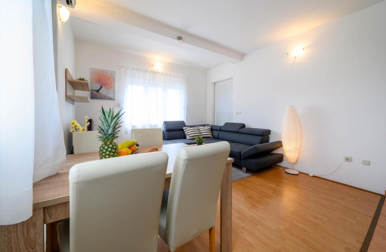 ז'אבוריץ' Apartment Malibu מראה חיצוני תמונה